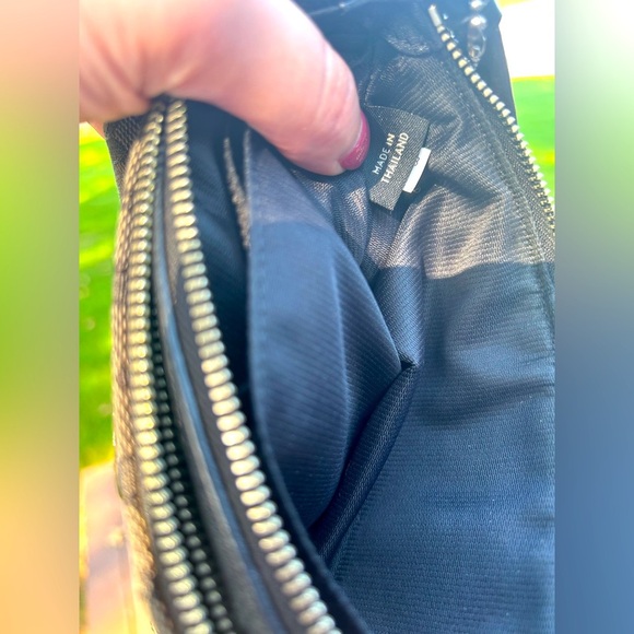 Coach Signature Black Smoke Double Zippered Wristlet/ Long Wallet With Hang Tag - Picture 16 of 16